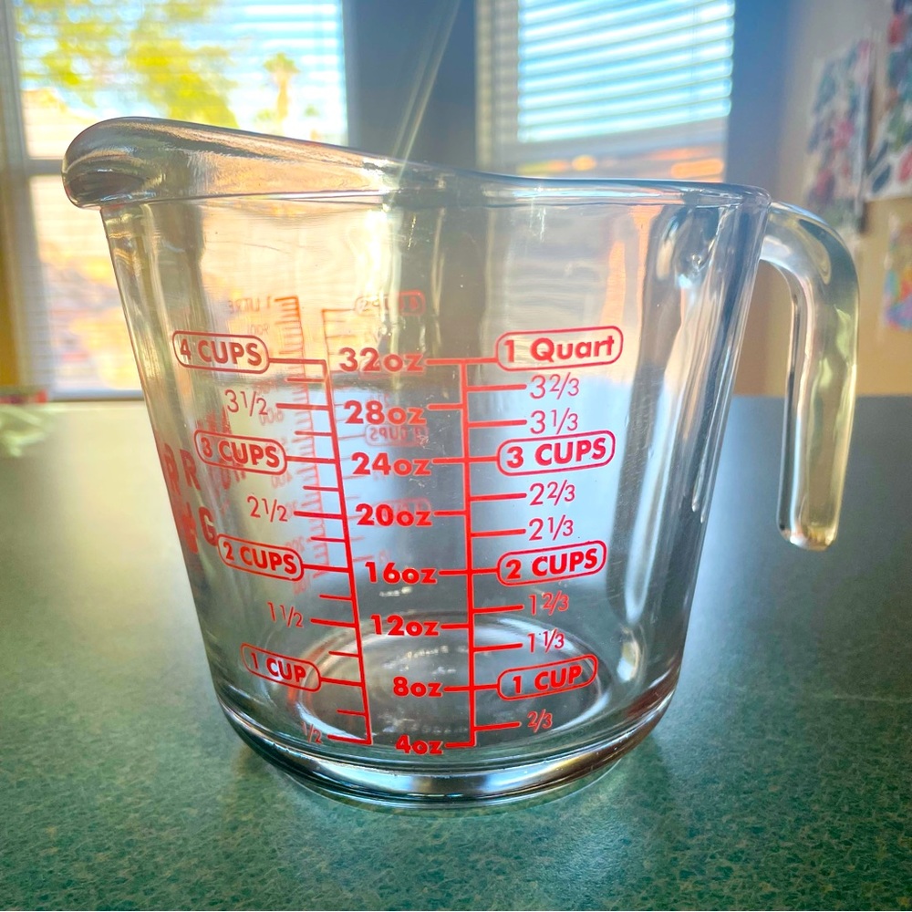 Vintage Anchor Hocking Large 1 Qt Measuring Cup